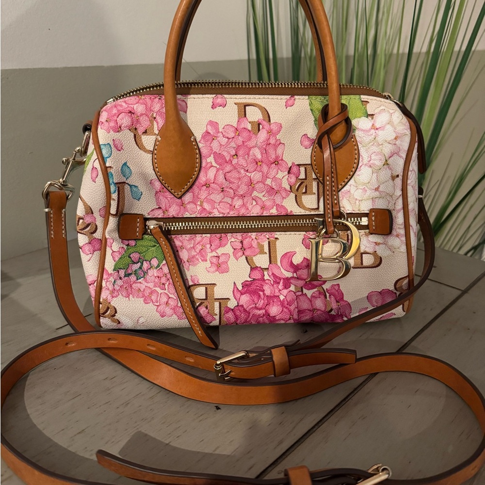 DOONEY & BOURKE floral croasbosy bag